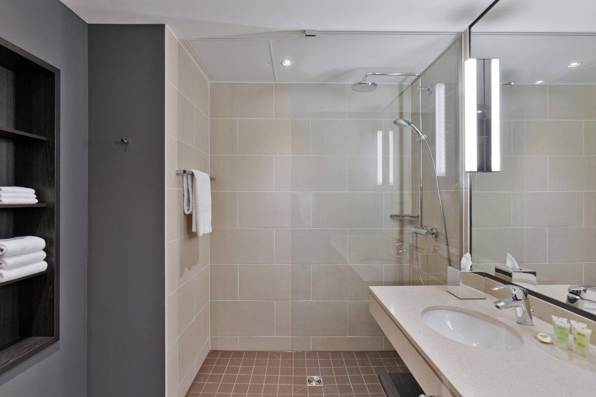 Residence Inn By Marriott Frankfurt City Center Франкфурт на Майн Екстериор снимка