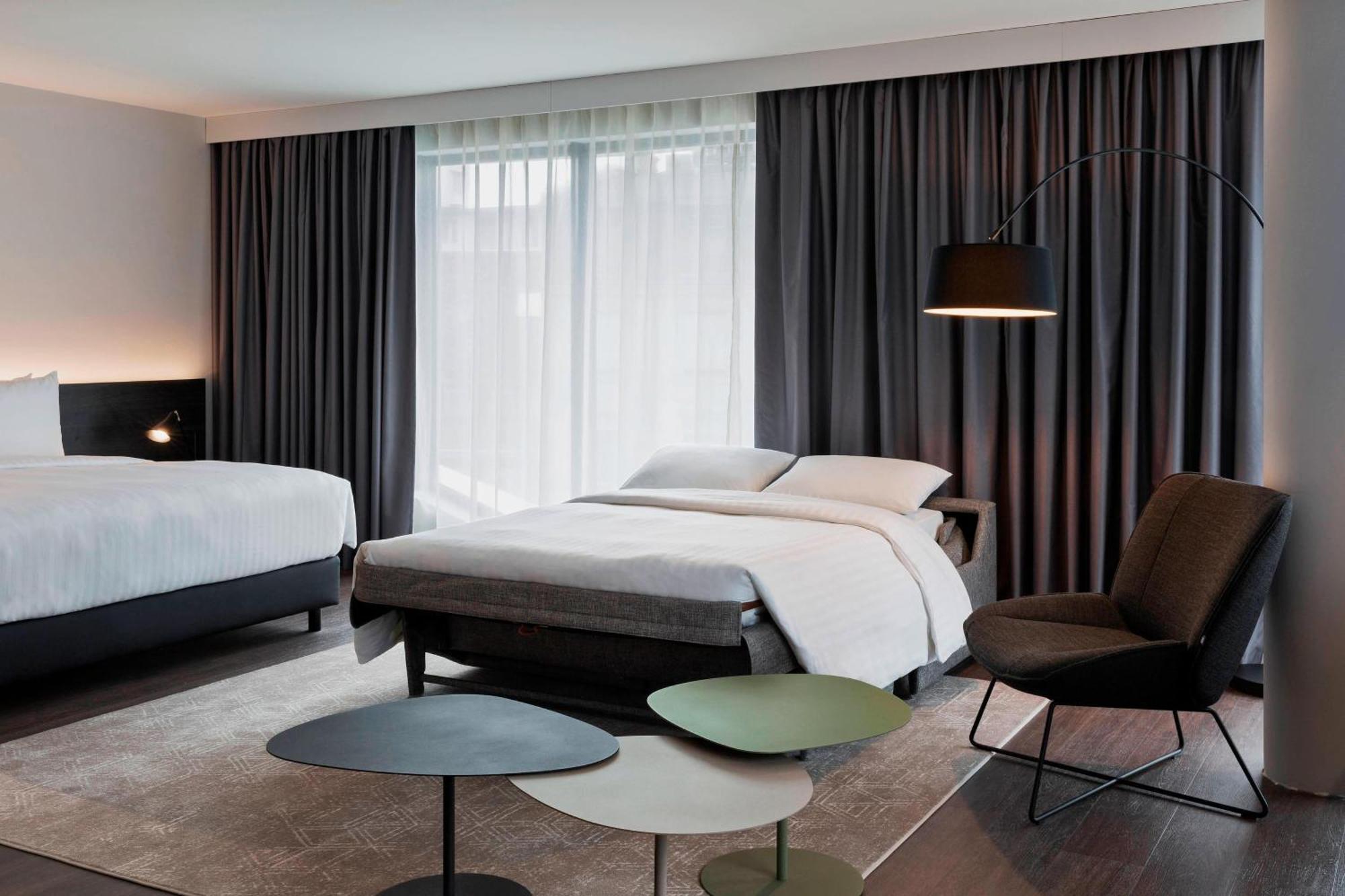 Residence Inn By Marriott Frankfurt City Center Франкфурт на Майн Екстериор снимка